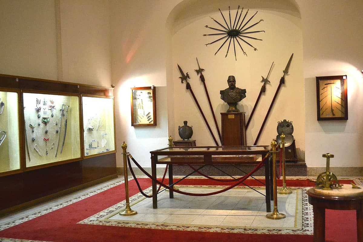 Half-Day Tour to Abdeen Palace