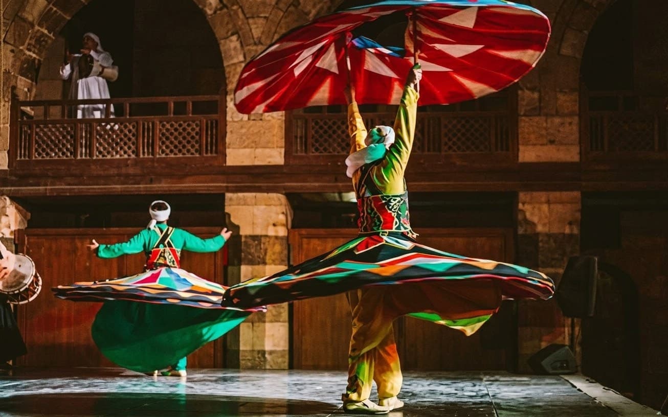 Tanoura_Dancer