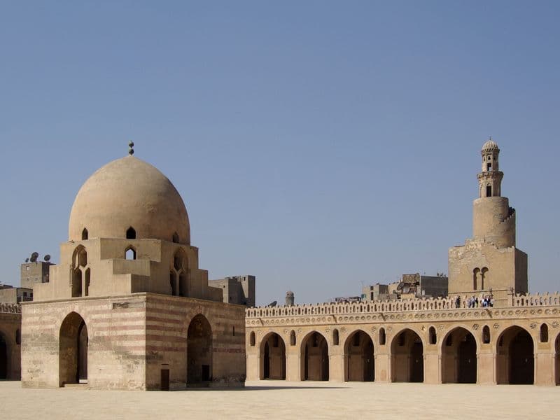 Cairo’s Islamic Architecture & Historic Houses Tour