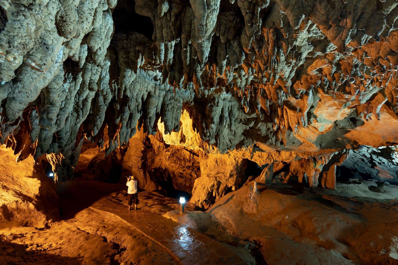 Bahariya Oasis & Gara Cave